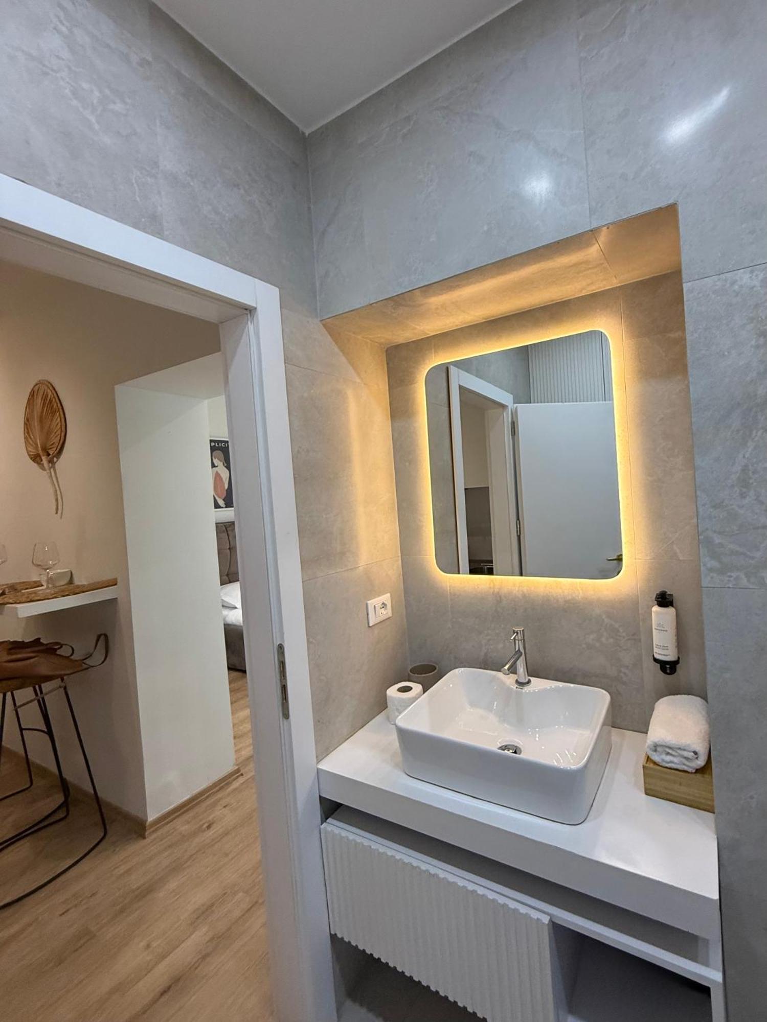 4Seasonsgea , New Modern Apartment In Tiranë Ngoại thất bức ảnh